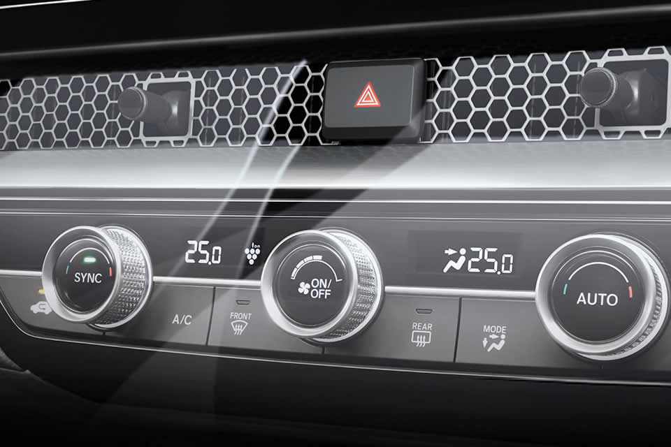 A new colour TFT Digital Dashboard Display shows multi-information at the center meter display