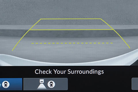 <strong>Multi-View Camera</strong><br>Gain a comprehensive view of your surroundings for easier parking and manoeuvring.